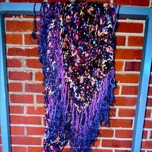 🌺🌸SPRING SHAW SCARF BEAUTIFUL PURPLE FLORAL WITH FRILLY ENDS